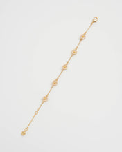 Load image into Gallery viewer, Fable - Daisy Bracelet