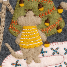 Load image into Gallery viewer, Corinne Lapierre - Applique Hoop Craft Kit - Christmas With The Mouse Family