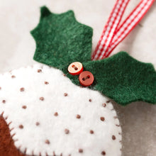 Load image into Gallery viewer, Corinne Lapierre - Mini Felt Craft Kit - Christmas Pudding