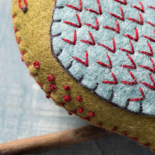 Load image into Gallery viewer, Corinne Lapierre - Felt Craft Mini Kit Partridge