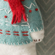 Load image into Gallery viewer, Corinne Lapierre - Felt Craft Mini Kit - Polar Bear