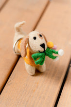 Load image into Gallery viewer, Lily & Me - Daisy Keyring Giftbox Assorted