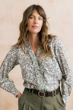 Load image into Gallery viewer, Lily & Me - Painters Posy Frida Blouse in Antique Pink