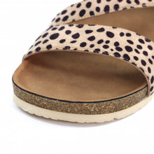 Load image into Gallery viewer, Lunar - Muster Wedge Sandal in Ocelot
