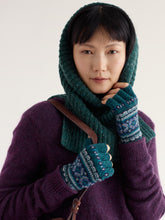 Load image into Gallery viewer, Sea Salt - Mabyn Mittens in Larkspur Loch Multi