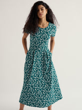 Load image into Gallery viewer, Sea Salt - Veronica Short Sleeve Dress in Indigo Leaf Dark Wreckage