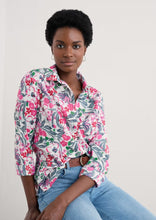 Load image into Gallery viewer, Sea Salt - Larissa Shirt in Garden Flowers Tulip