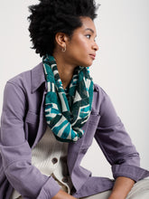 Load image into Gallery viewer, Sea Salt - Pretty Circle Scarf in Cornish Stones Chalk