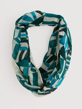 Load image into Gallery viewer, Sea Salt - Pretty Circle Scarf in Cornish Stones Chalk