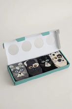 Load image into Gallery viewer, Sea Salt - Sailor Socks Box O' 4 - Gwineas Mix
