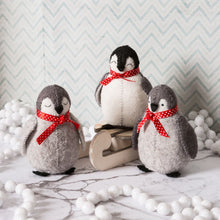 Load image into Gallery viewer, Corinne Lapierre - Felt Craft Kit - Baby Penguins