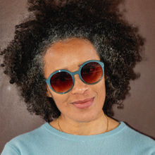 Load image into Gallery viewer, Have A Look - Sunglasses Diva in Lagoon