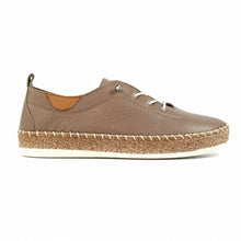 Load image into Gallery viewer, Lunar - Evie Leather Plimsoll in Taupe