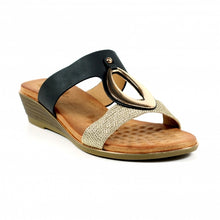 Load image into Gallery viewer, Lunar - Porto Wedge Sandal in Black