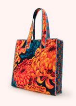 Load image into Gallery viewer, Powder - Velvet Quilted Tote in Chrysanthemum