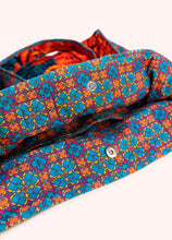 Load image into Gallery viewer, Powder - Velvet Quilted Tote in Chrysanthemum