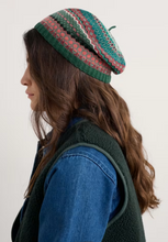 Load image into Gallery viewer, Sea Salt - Bramble Jelly Beret in Weaving Needle Dark Forage