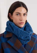 Load image into Gallery viewer, Sea Salt - Handweaver Snood in Jetty