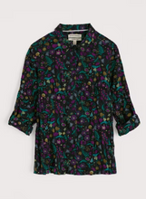Load image into Gallery viewer, Sea Salt - Larissa Shirt in Illuminated Garden Onyx