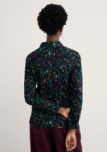 Load image into Gallery viewer, Sea Salt - Larissa Shirt in Illuminated Garden Onyx