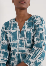 Load image into Gallery viewer, Sea Salt - Op Art Tunic in Abstract Lines Chalk