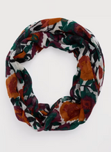 Load image into Gallery viewer, Sea Salt - Pretty Circle Scarf in Figurative Floral Aran