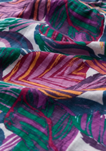 Load image into Gallery viewer, Seasalt - Purist Vest in Canna Leaves Chalk