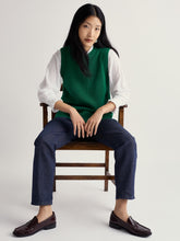 Load image into Gallery viewer, Sea Salt - Redstart Vest in Dark Stem