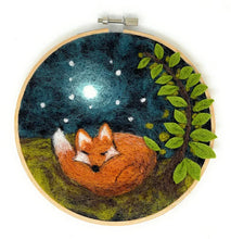 Load image into Gallery viewer, The Crafty Kit Company - Sleepy Fox In A Hoop - Needle Felting Kit