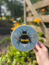 Load image into Gallery viewer, The Crafty Kit Company - Bee In A Hoop - Needle Felting Kit