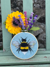 Load image into Gallery viewer, The Crafty Kit Company - Bee In A Hoop - Needle Felting Kit