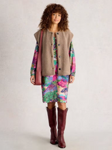 Load image into Gallery viewer, White Stuff - Borg Gilet in Dark Natural