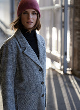 Load image into Gallery viewer, Yest - Nuha Oversized Blazer - Black/Off White