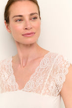 Load image into Gallery viewer, Culture - Poppy Lace Top - Spring Gardenia