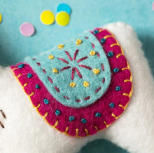 Load image into Gallery viewer, Corinne Lapierre - Mini Felt Craft Kit - Llama