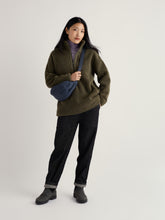 Load image into Gallery viewer, Sea Salt - Barnaloft Fleece in Alpine
