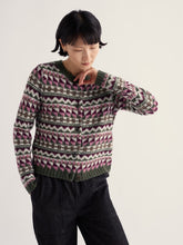 Load image into Gallery viewer, Sea Salt - Dawson Pick Cardigan in Zig Zag Geo Dark Hellebore
