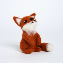 Load image into Gallery viewer, Hawthorn Handmade - Fox Cub Mini Needle Felting Kit
