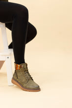 Load image into Gallery viewer, Lunar - California Wide Fit Boot in Olive
