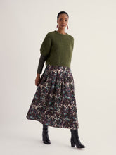 Load image into Gallery viewer, Sea Salt - Hamlyn Cord Skirt in Inky Seedheads Aran

