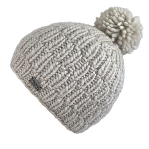 Kusan - Moss Yarn Bobble Hat - Oatmeal