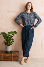 Load image into Gallery viewer, Lily &amp; Me - Printed Poppies Riverside Top in Powder Blue
