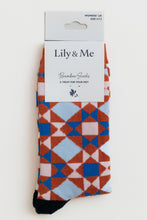 Load image into Gallery viewer, Lily &amp; Me - Patchwork Quilt Ankle Socks

