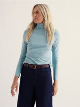 Load image into Gallery viewer, Sea Salt - Landing Top in Lichen
