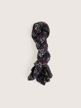 Load image into Gallery viewer, Sea Salt - Larissa Shirt in Speckled Ditsy Mix
