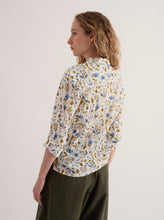 Load image into Gallery viewer, Sea Salt - Larissa Shirt in Seed Collecting Chalk
