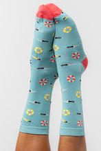 Load image into Gallery viewer, Lily &amp; Me - Pool Swimmers Bamboo Socks Ocean
