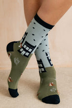 Load image into Gallery viewer, Lily &amp; Me - City Scene Ankle Socks
