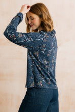 Load image into Gallery viewer, Lily &amp; Me - Herbarium Print Susanna Jumper in Navy
