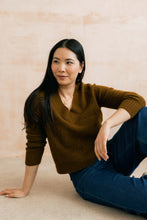 Load image into Gallery viewer, Lily &amp; Me - Cable Knit Wickridge Jumper in Burnt Caramel
